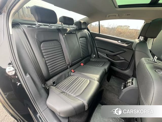 Volkswagen Magotan 2019 Черный из Китая