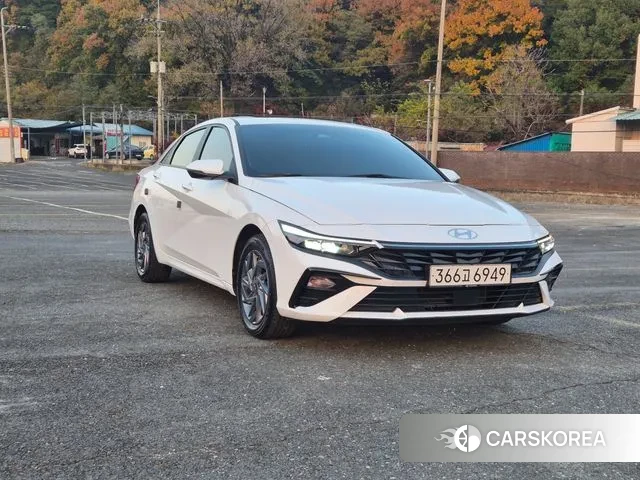 Hyundai The New Avante (CN7) 2023 Белый из Кореи