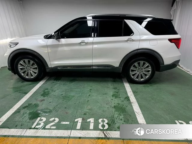 Ford Explorer 2021 Белый из Китая