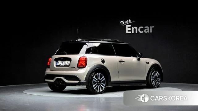 Mini Cooper S 2023 Песочный из Кореи