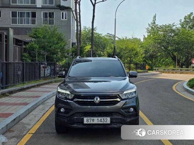 Ssangyong Rexton Sports 2018 Серый из Кореи