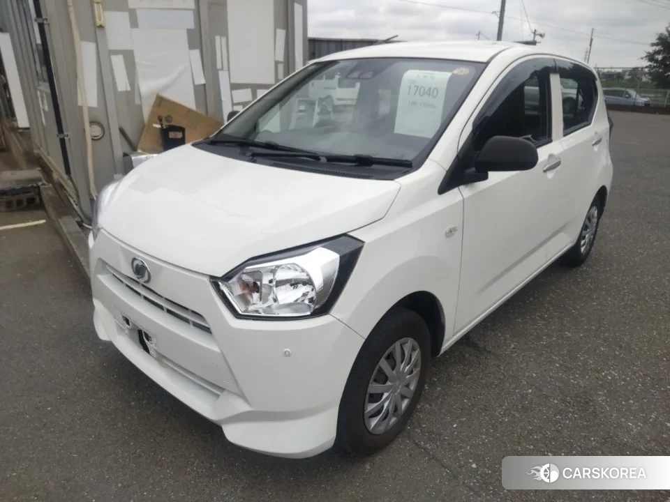 Daihatsu Mira e:S 2020 из Японии