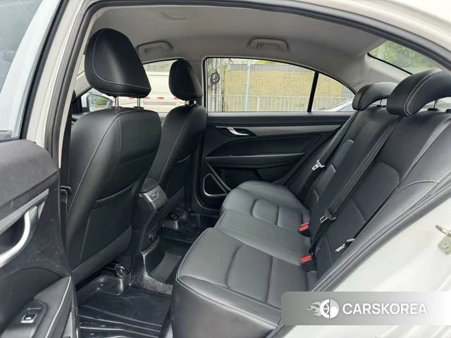 Geely Automobile Emgrand 2022 Белый из Китая