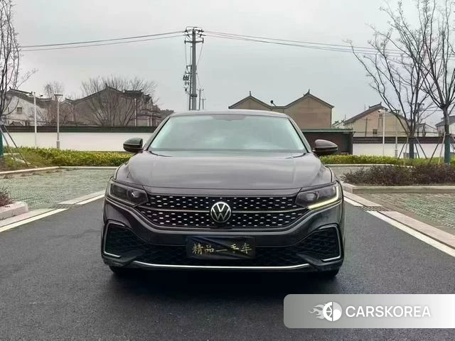 Volkswagen Passat 2022 Черный из Китая