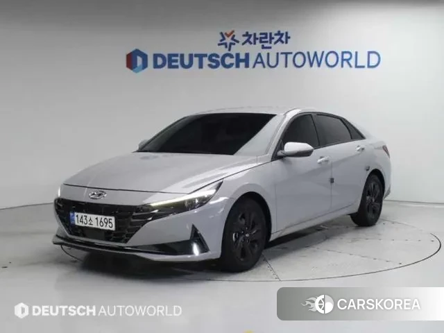 Hyundai Avante (CN7) 2022 Серебристо-серый из Кореи