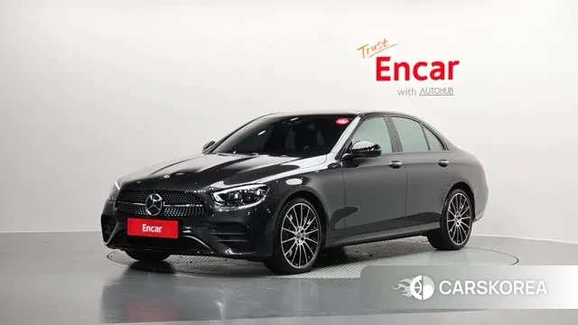 Mercedes-Benz E-Class W213 2023 Серый из Кореи
