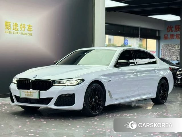 BMW 5 series PHEV 2022 Белый из Китая