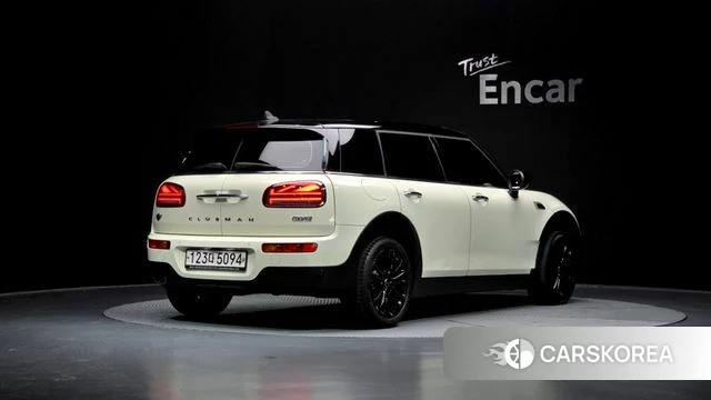Mini Cooper Clubman 2020 Жемчужный цвет из Кореи