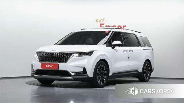 Kia Carnival 4th generation 2023 Белый из Кореи