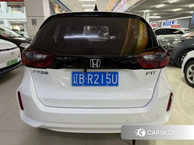 Honda Fit 2023 Белый из Китая