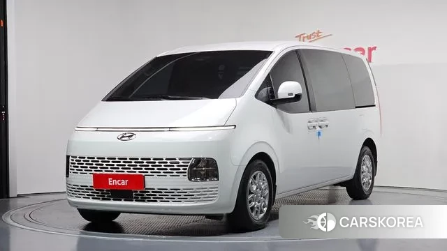 Hyundai Staria 2023 Белый из Кореи