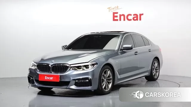 BMW 5 Series (G30) 2019 Цвет галактики из Кореи