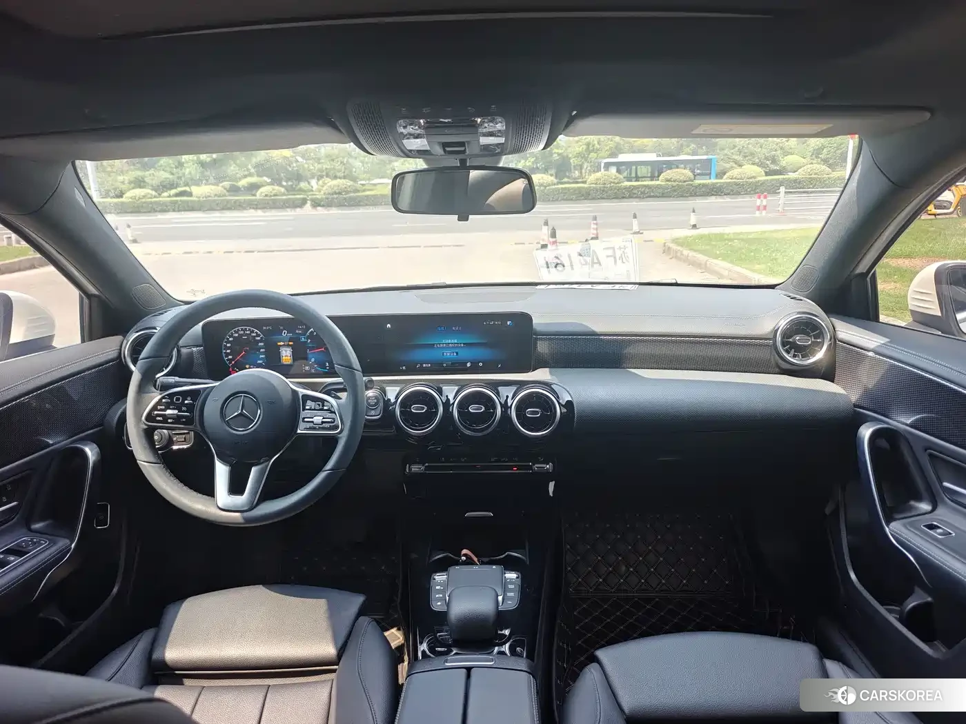 Mercedes-Benz A-Class 2022 Белый из Китая
