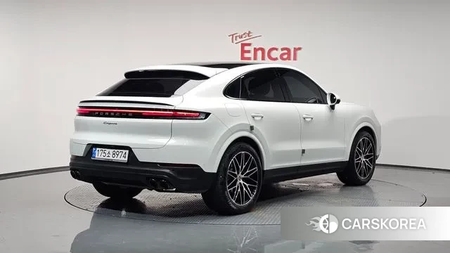 Porsche Cayenne (PO536) 2023 Белый из Кореи