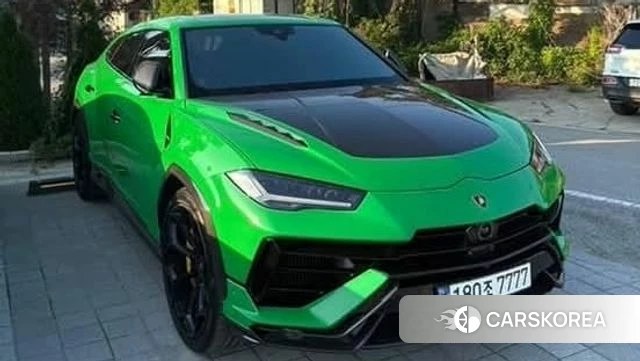 Lamborghini Urus 2024 Зеленый из Кореи