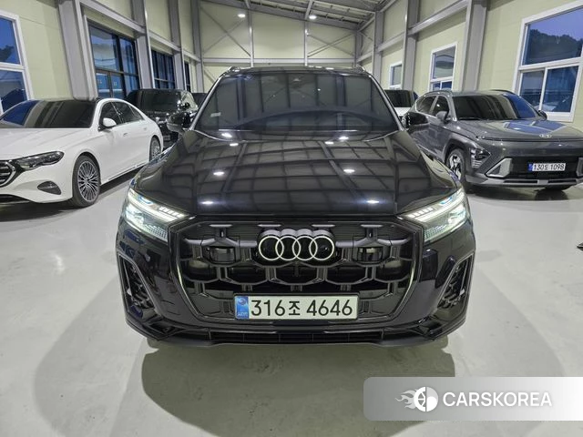 Audi Q7 (4M) 2025 Черный из Кореи