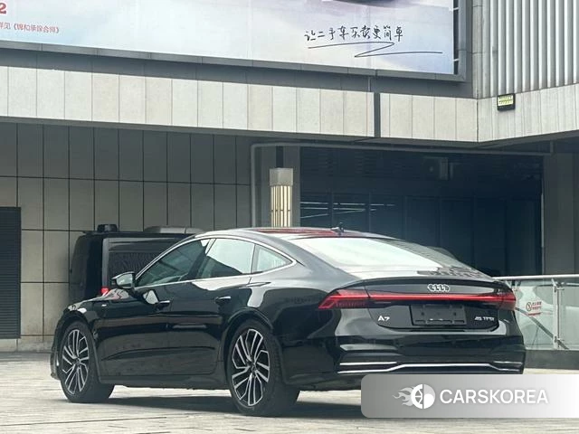 Audi A7 2025 Черный из Китая
