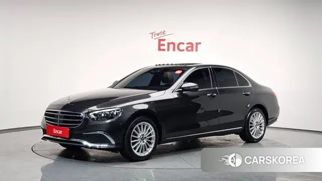 Mercedes-Benz E-Class W213 2022 Черный из Кореи