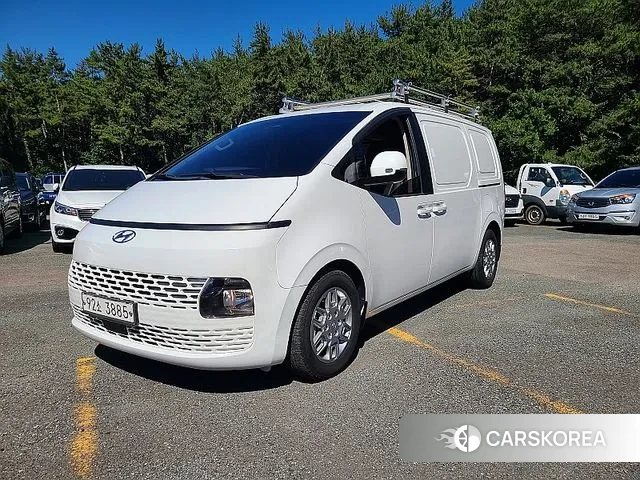 Hyundai Staria 2021 Белый из Кореи