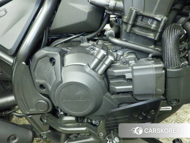 Engine photo