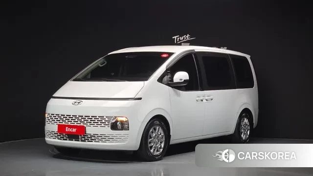 Hyundai Staria 2022 Белый из Кореи