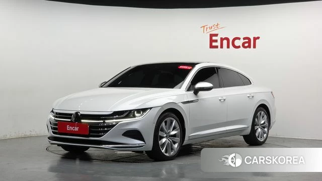 Volkswagen Arteon 2023 Белый из Кореи