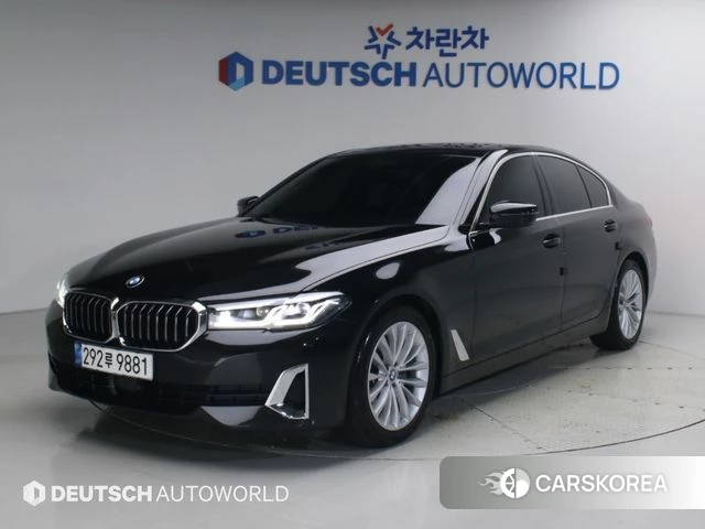 BMW 5 Series (G30) 2021 Черный из Кореи