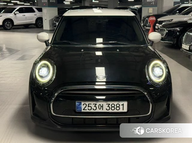 Mini Cooper 2021 Черный из Кореи