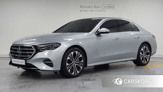 Mercedes-Benz E-Class W214 2025 Серебряный из Кореи