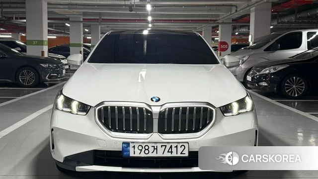 BMW 5 Series (G60) 2024 Белый из Кореи