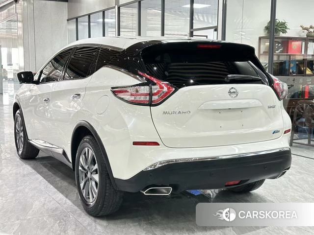 Nissan Loulan 2021 Белый из Китая