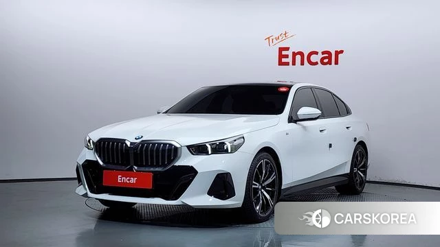 BMW 5 Series (G60) 2025 Белый из Кореи