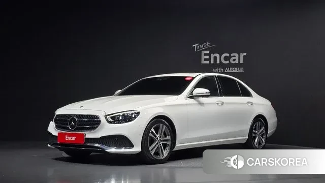 Mercedes-Benz E-Class W213 2021 Белый из Кореи