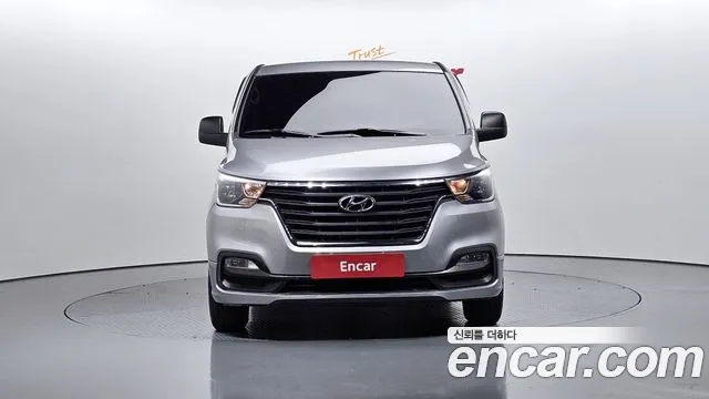 Hyundai The New Grand Starex 2019 Серебристо-серый из Кореи