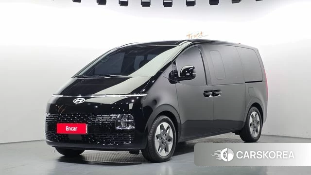 Hyundai Staria 2025 Черный из Кореи
