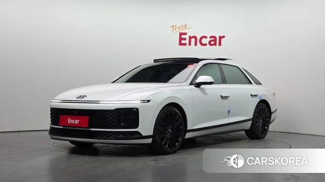 Hyundai Grandeur Hybrid (GN7) 2023 Белый из Кореи