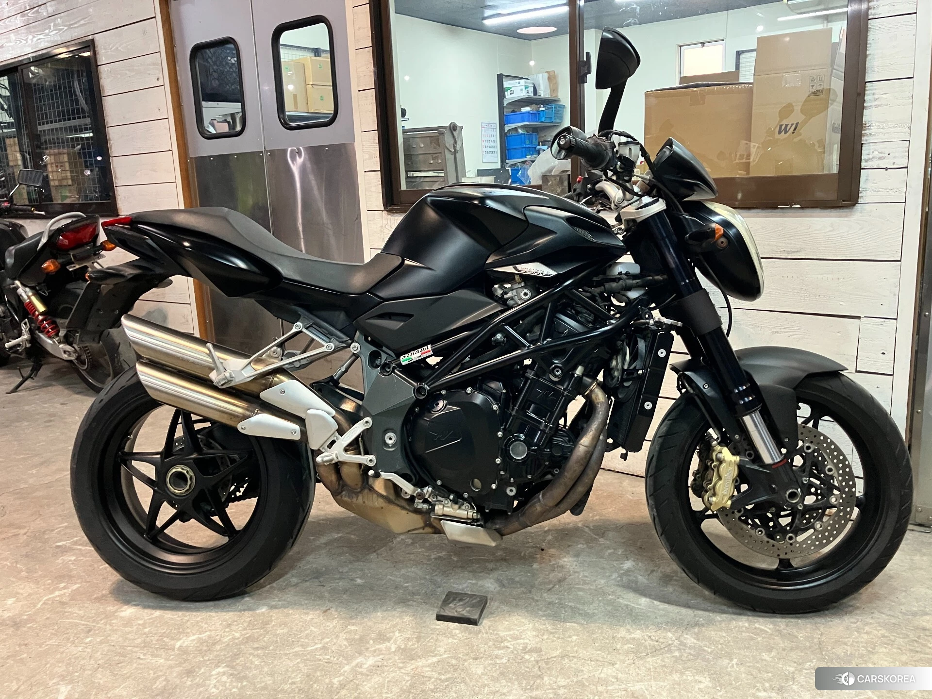 Проданный MV AGUSTA BRUTALE 920 2012 из Японии, фото 2