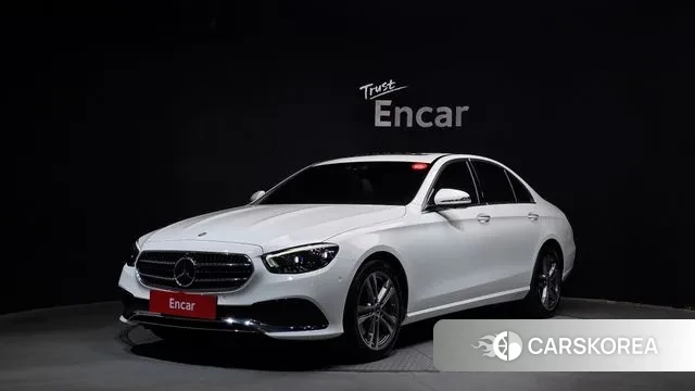 Mercedes-Benz E-Class W213 2022 Белый из Кореи