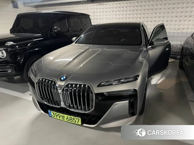 BMW 7 Series (G70) 2025 Серый из Кореи