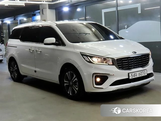 Kia The New Carnival 2018 Белый из Кореи