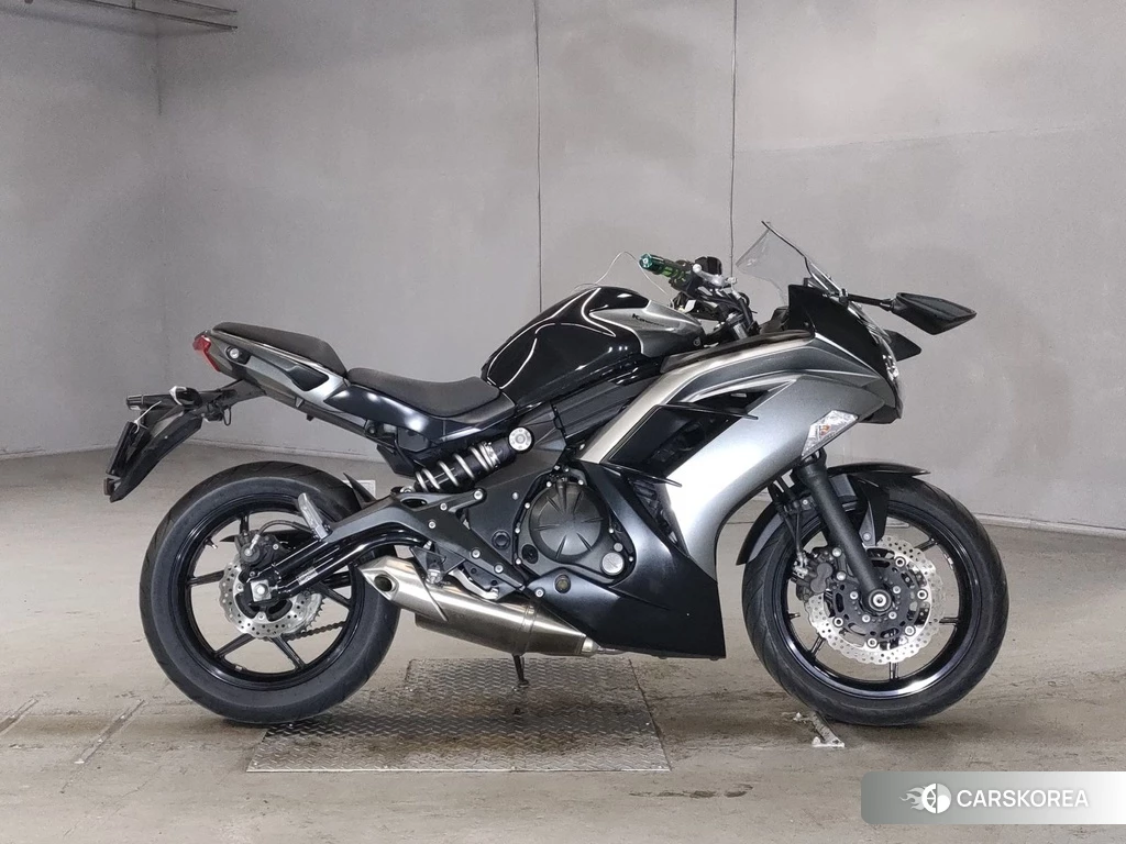 Проданный Kawasaki NINJA 400 2014 из Японии