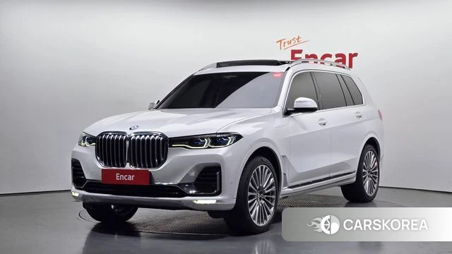 BMW X7 (G07) 2022 Белый из Кореи