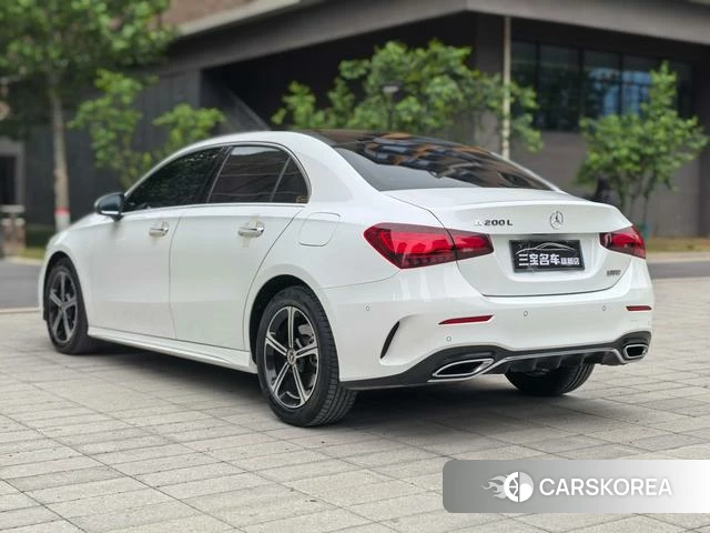 Mercedes-Benz Class A 2024 Белый из Китая