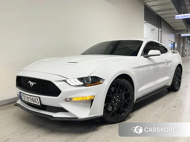 Ford Mustang 2023 Белый из Кореи
