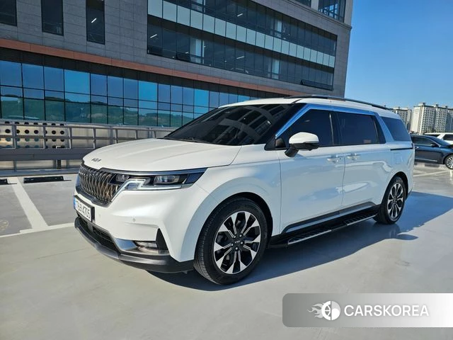 Kia Carnival 4th generation 2022 Белый из Кореи