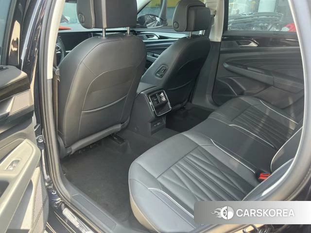 Volkswagen Passat 2022 Черный из Китая