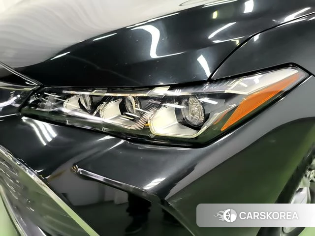 Toyota Asian dragon 2022 Черный из Китая