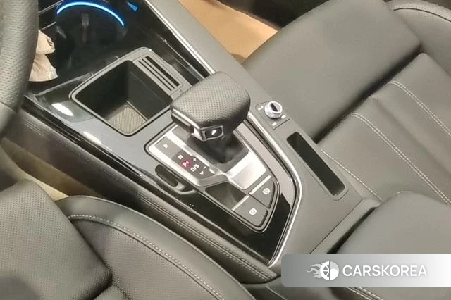 Audi A4L 2025 Белый из Китая