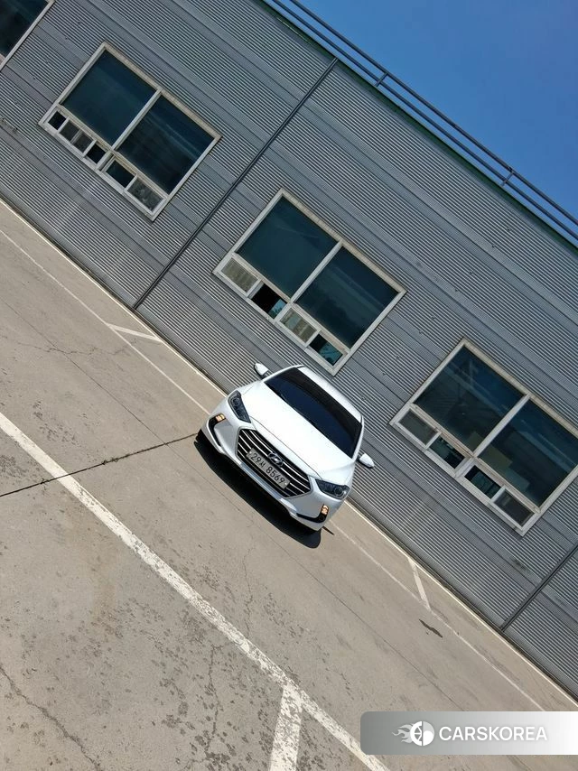 Hyundai Avante AD 2018 Белый из Кореи