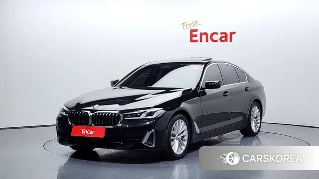 BMW 5 Series (G30) 2021 Черный из Кореи